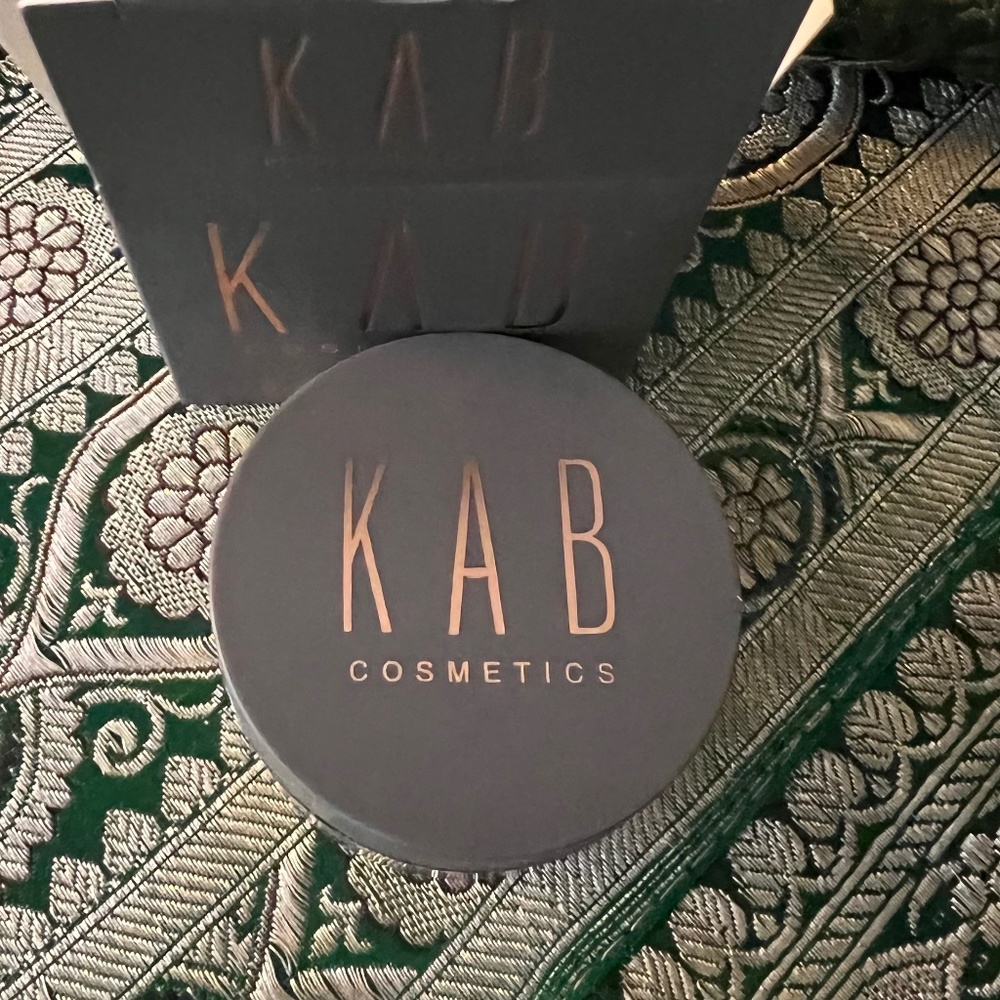 Kab Cosmetics Loose Setting Powder